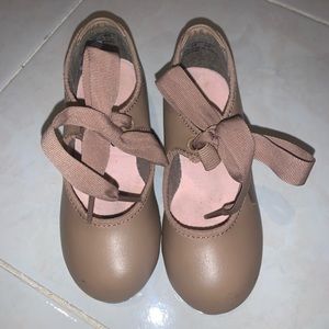 Capezio tap shoes